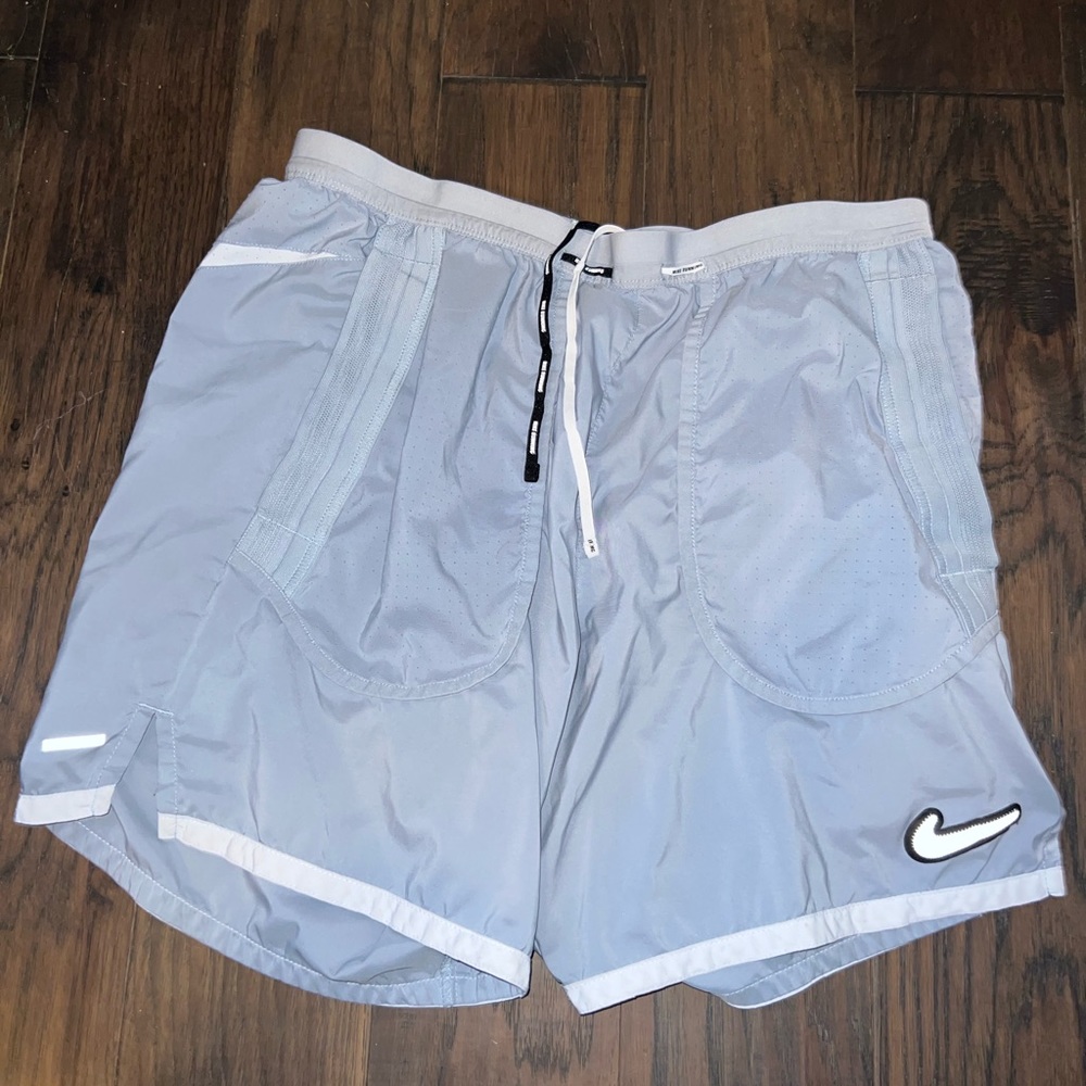 Nike shorts Large